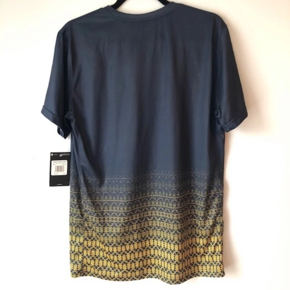 Nike T-shirt size M new